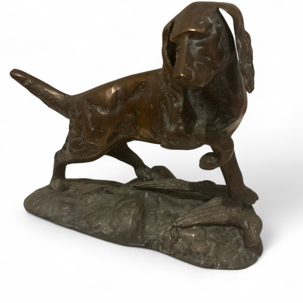 Vintage Heavy Bronze Hunting Dog Statue Pointer Retriever w Duck 12” Sculpture